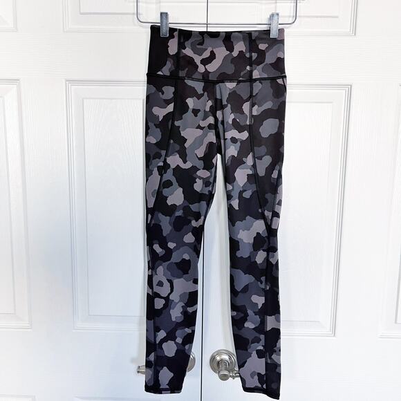 Athleta Lightning Camo 7/8 Tight in Lightning Camo Black - Picture 3 of 10